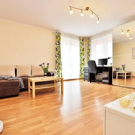 Апартаменты Comfortable Near Center Вроцлав