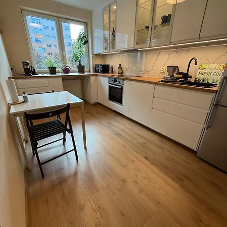 Апартаменты Comfortable Near Center Вроцлав